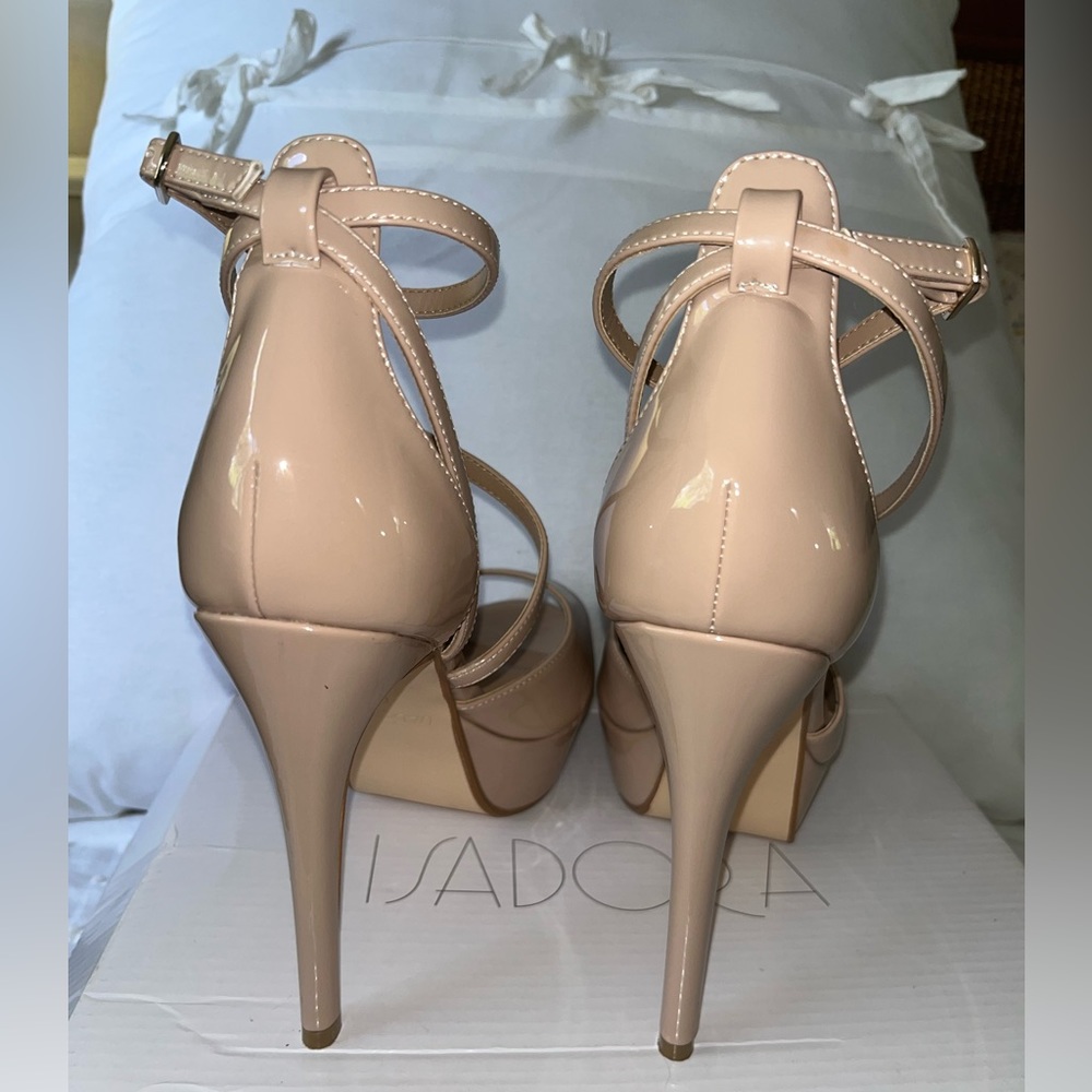 As new!! ISADORA platform nude heels. - Picture 12 of 14